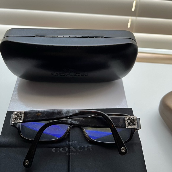 Coach HC60078 (Gloria) Eyewear - Picture 2 of 3